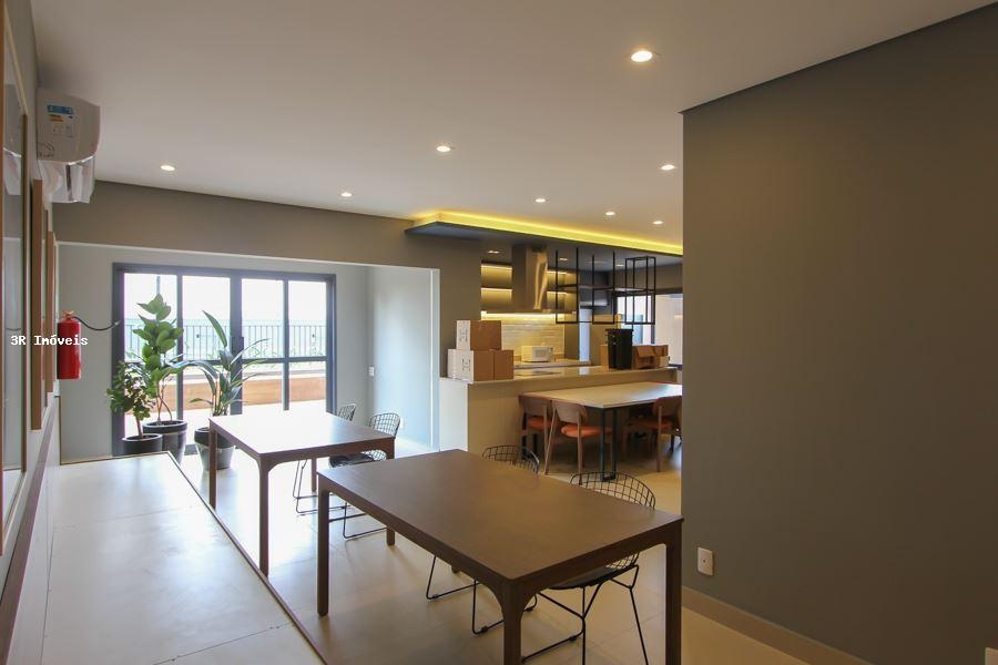 Apartamento para alugar com 2 quartos, 84m² - Foto 31