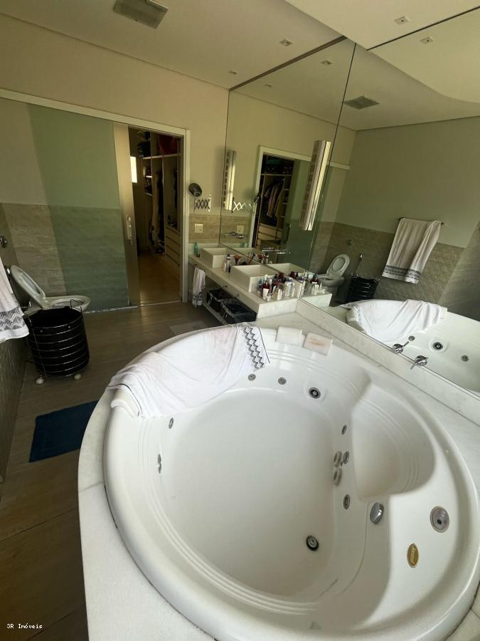 Casa de Condomínio à venda com 3 quartos, 273m² - Foto 14