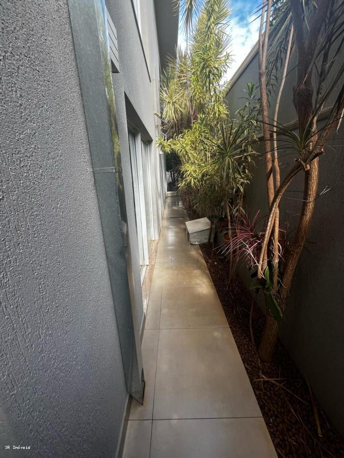 Casa de Condomínio à venda com 3 quartos, 273m² - Foto 57