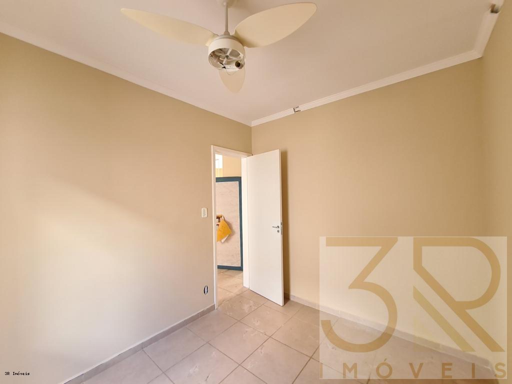 Apartamento à venda com 2 quartos, 42m² - Foto 3