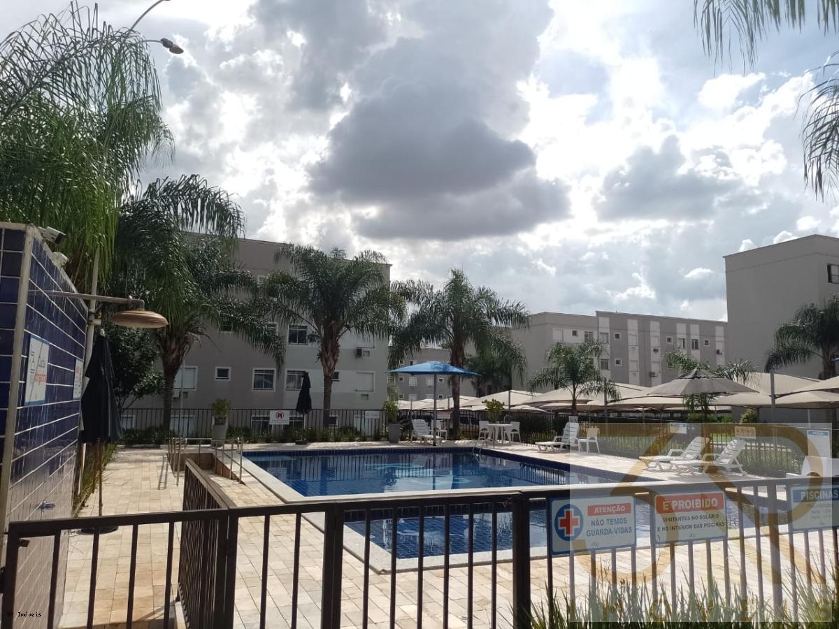 Apartamento à venda com 2 quartos, 42m² - Foto 11