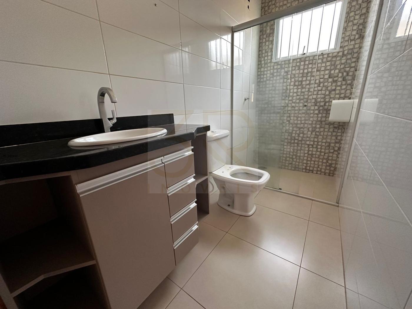 Casa à venda com 3 quartos, 226m² - Foto 15