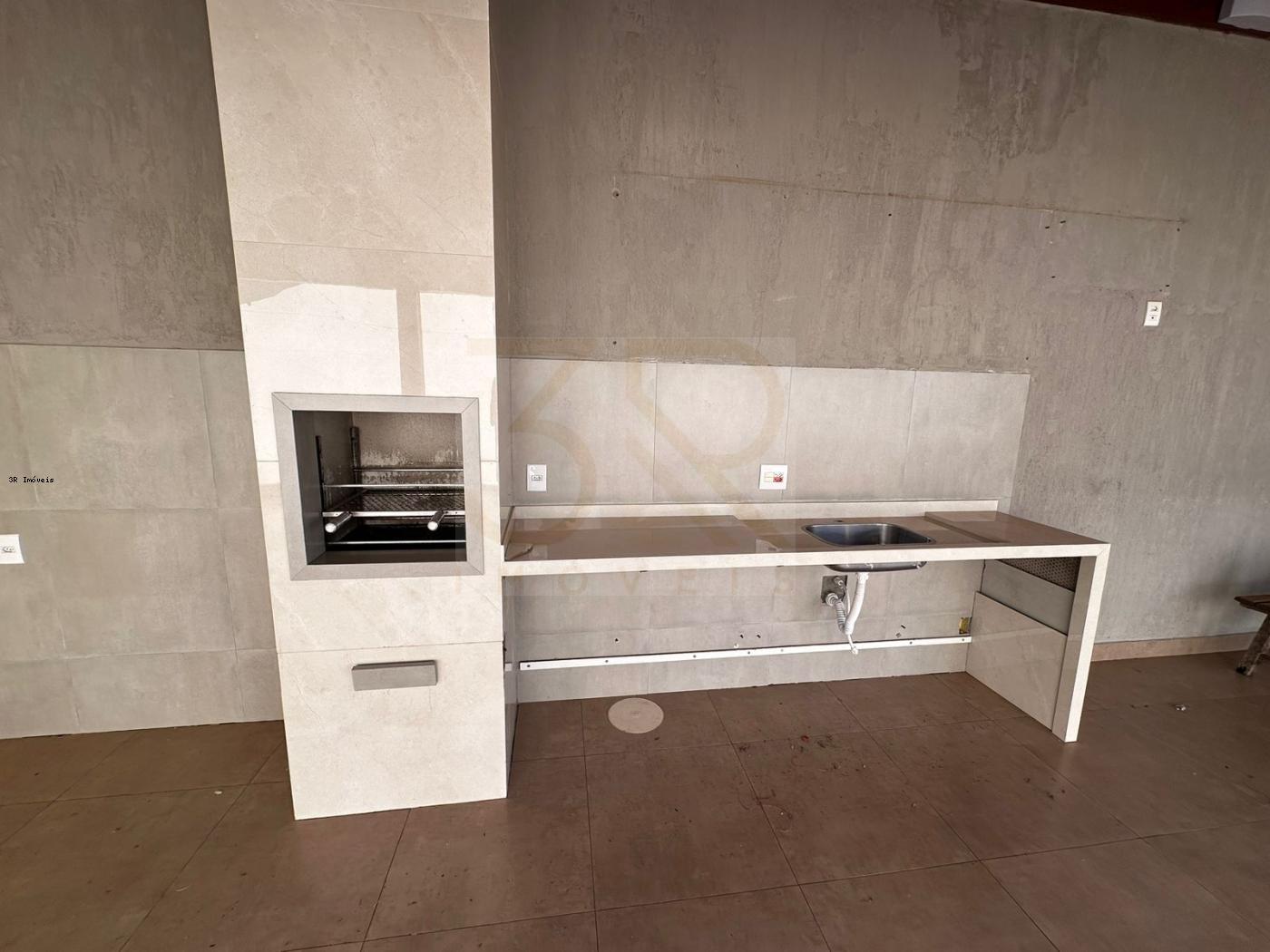 Casa à venda com 3 quartos, 226m² - Foto 10