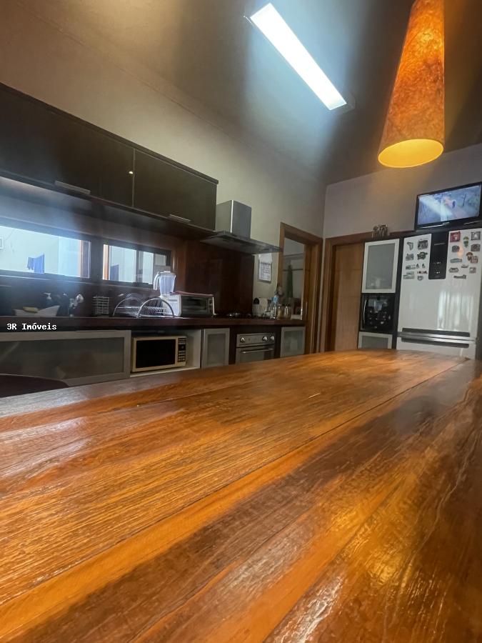 Casa de Condomínio à venda com 4 quartos, 472m² - Foto 17