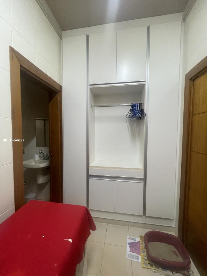 Casa de Condomínio à venda com 4 quartos, 472m² - Foto 21