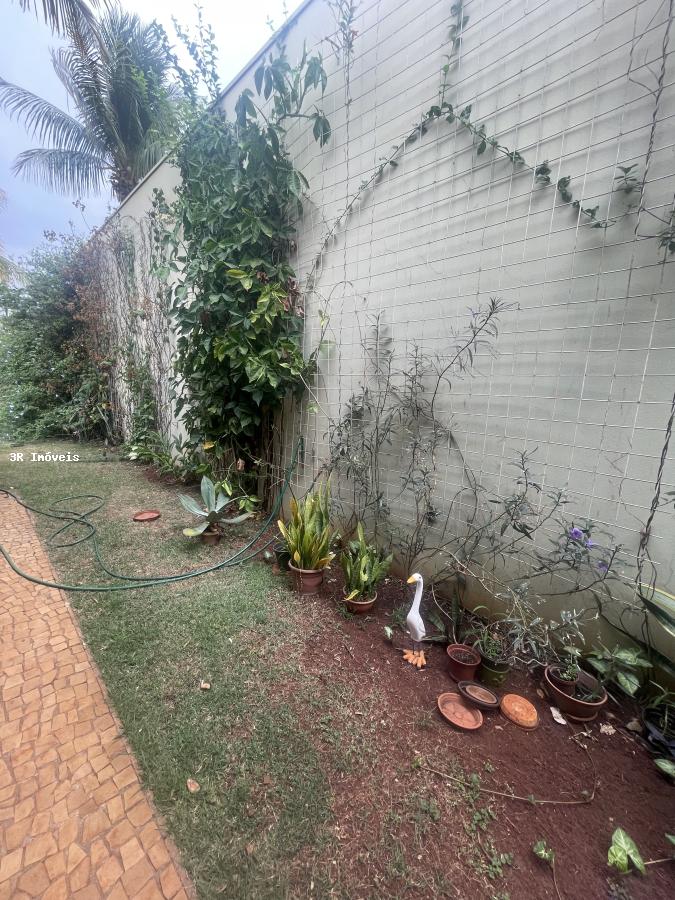 Casa de Condomínio à venda com 4 quartos, 472m² - Foto 49