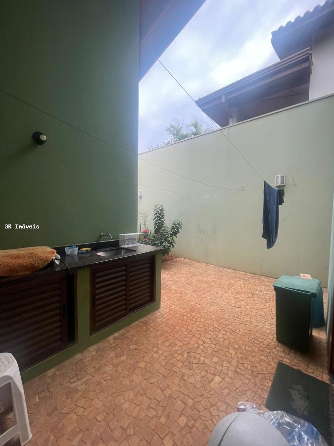 Casa de Condomínio à venda com 4 quartos, 472m² - Foto 24
