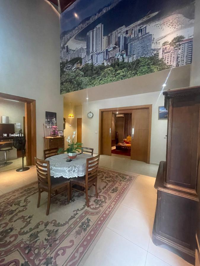 Casa de Condomínio à venda com 4 quartos, 472m² - Foto 11