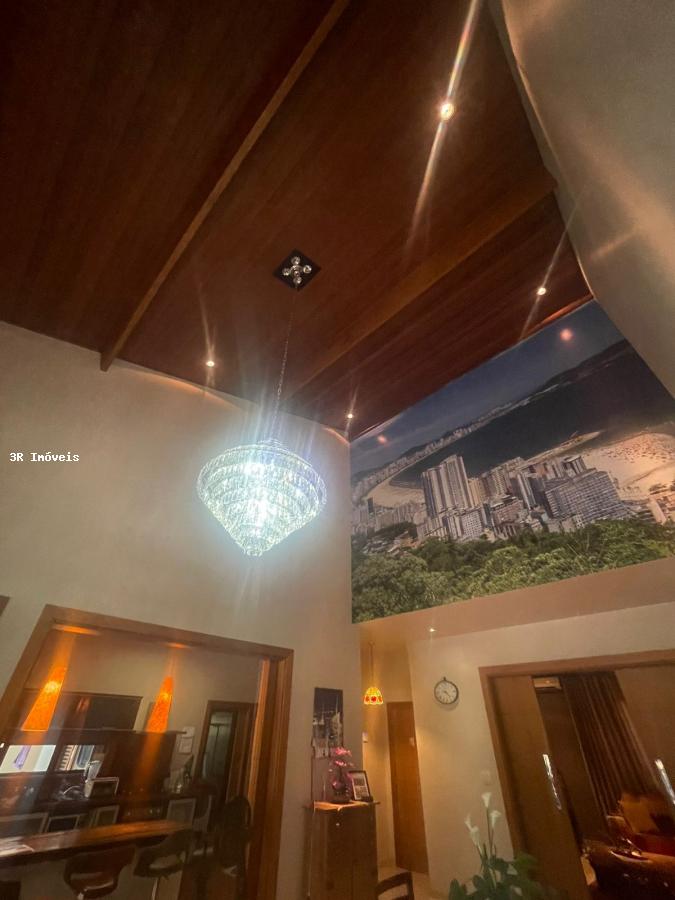 Casa de Condomínio à venda com 4 quartos, 472m² - Foto 10