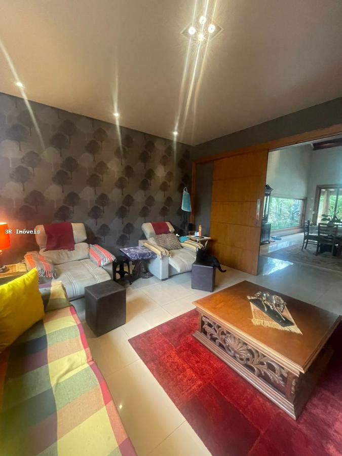 Casa de Condomínio à venda com 4 quartos, 472m² - Foto 13