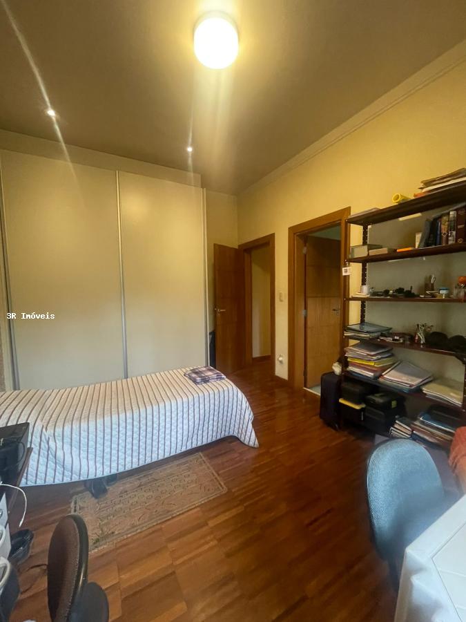 Casa de Condomínio à venda com 4 quartos, 472m² - Foto 30