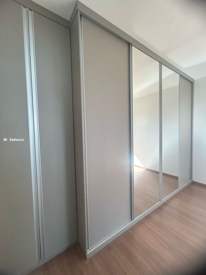 Apartamento para alugar com 2 quartos, 84m² - Foto 18