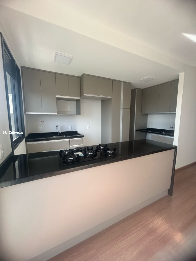 Apartamento para alugar com 2 quartos, 84m² - Foto 25