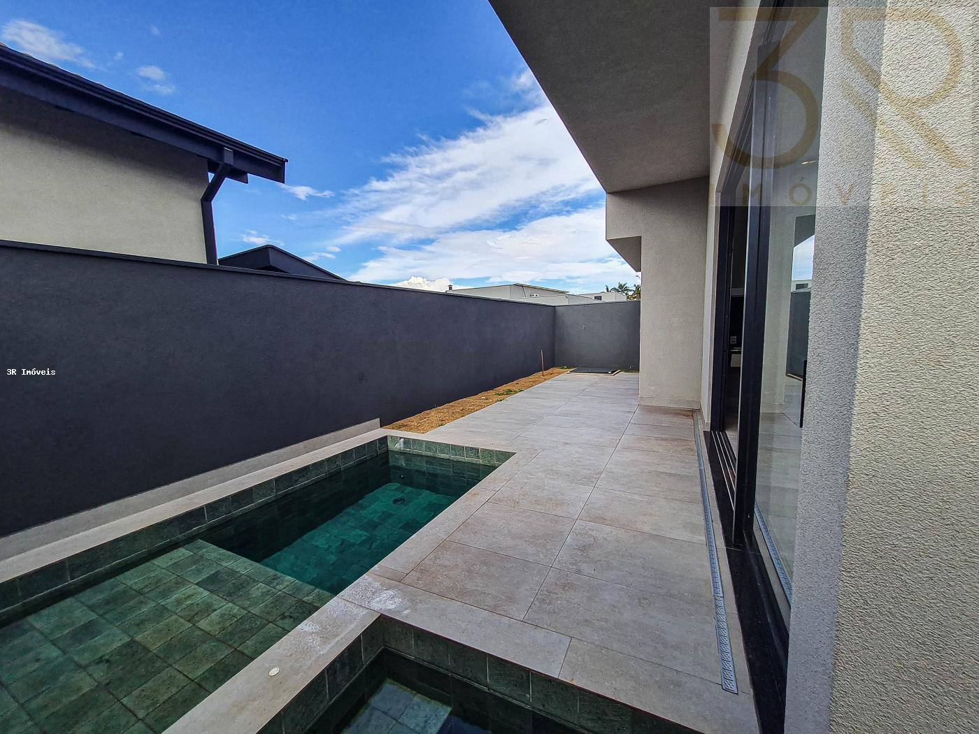 Casa de Condomínio à venda com 3 quartos, 204m² - Foto 12