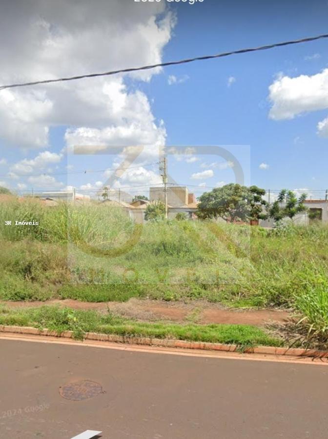 Terreno à venda, 241m² - Foto 1