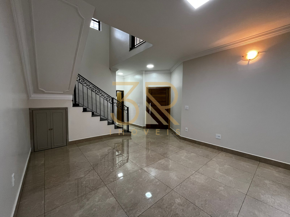 Casa, 3 quartos, 265 m² - Foto 1